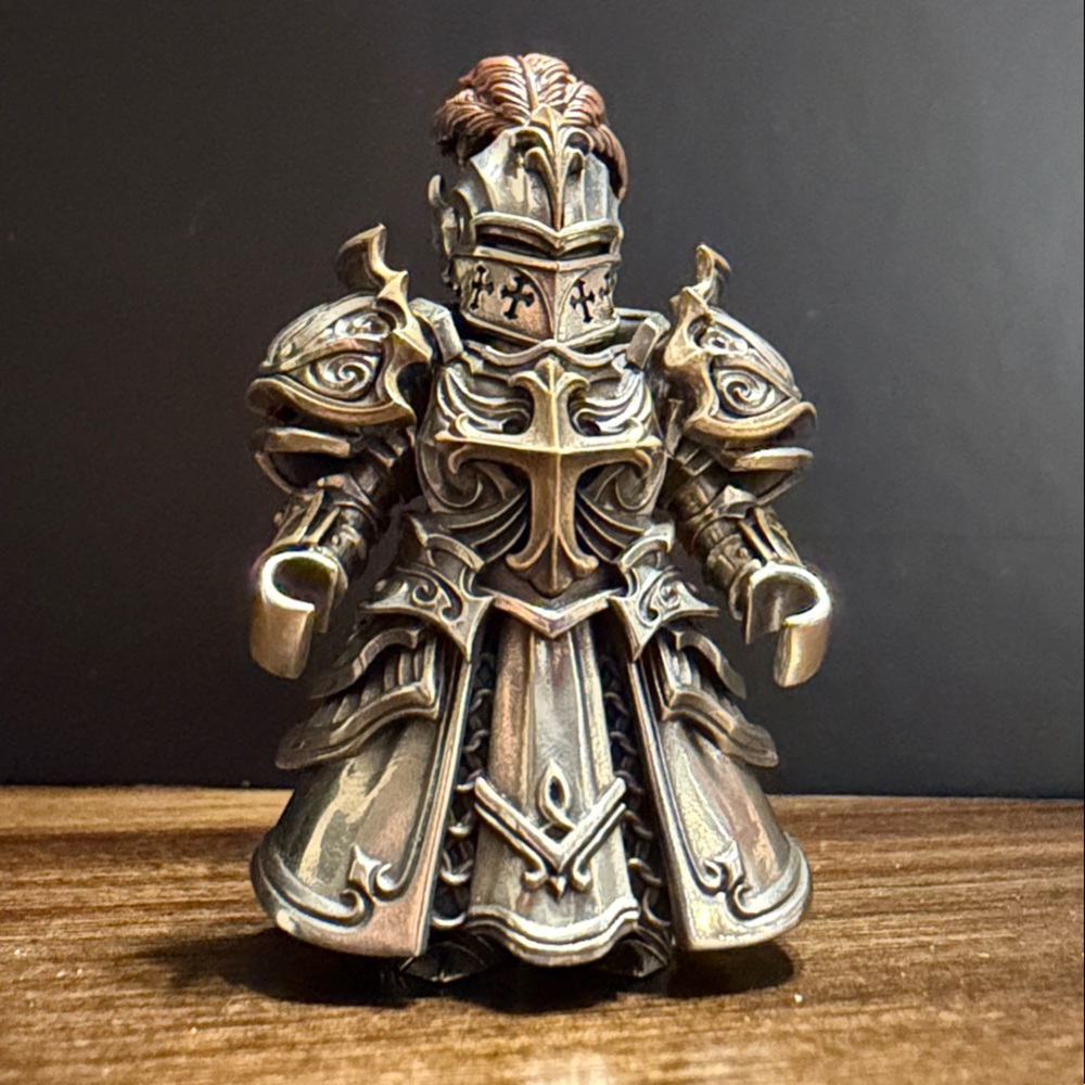 COPPERTIST.WU Crimson Templar Figurine (2 inch)